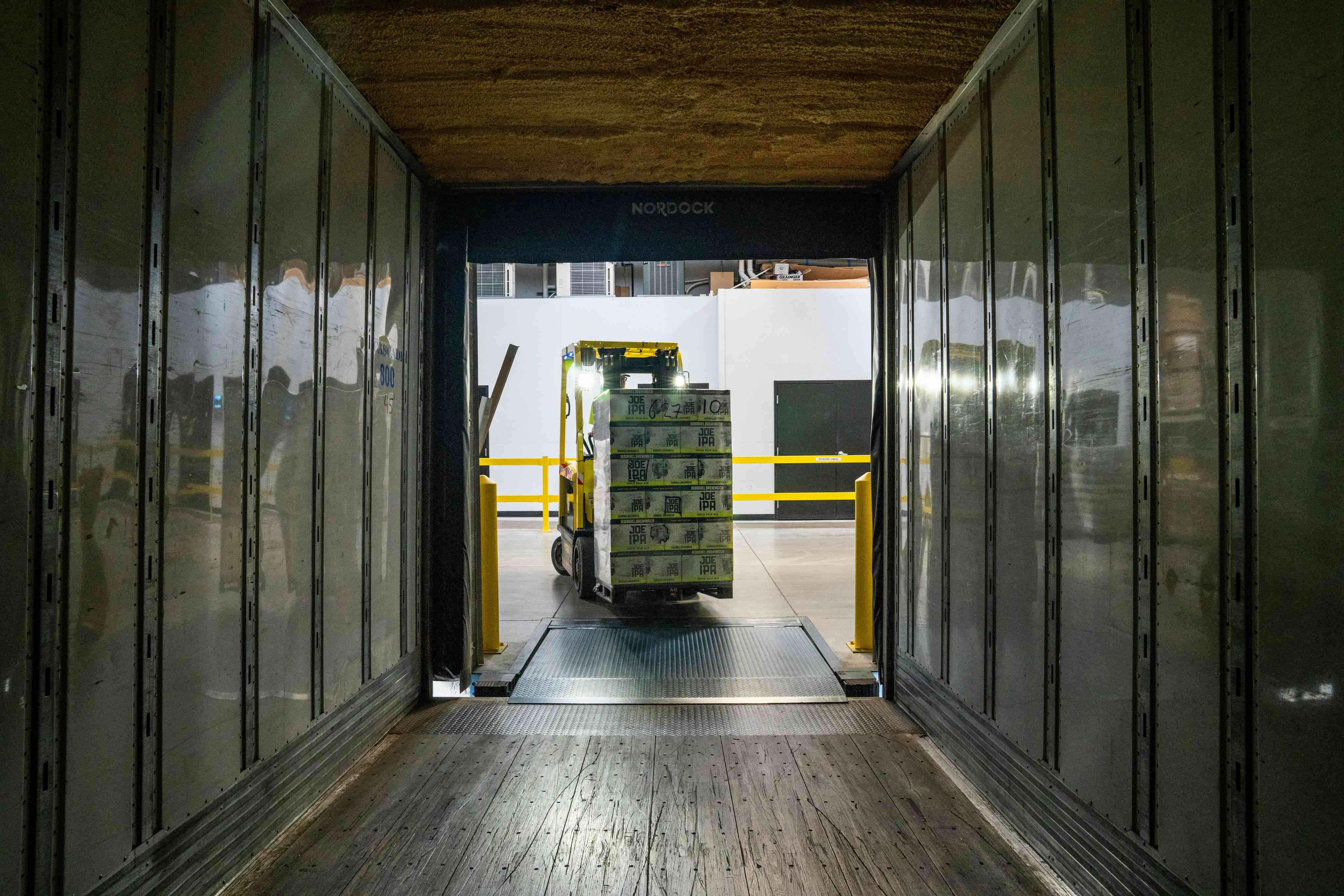 Warehousing support behind cross-stuffing