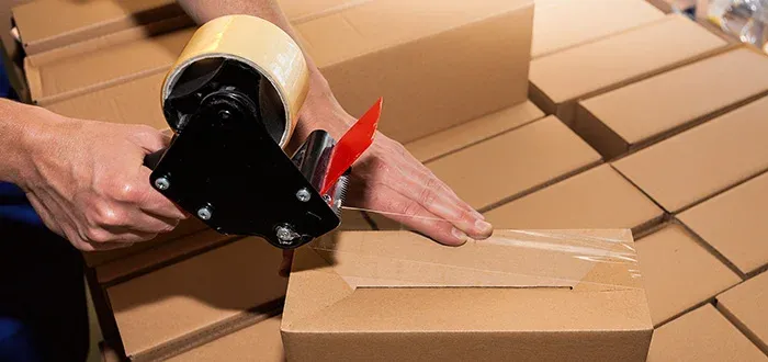 Export packaging and labelling preparation
