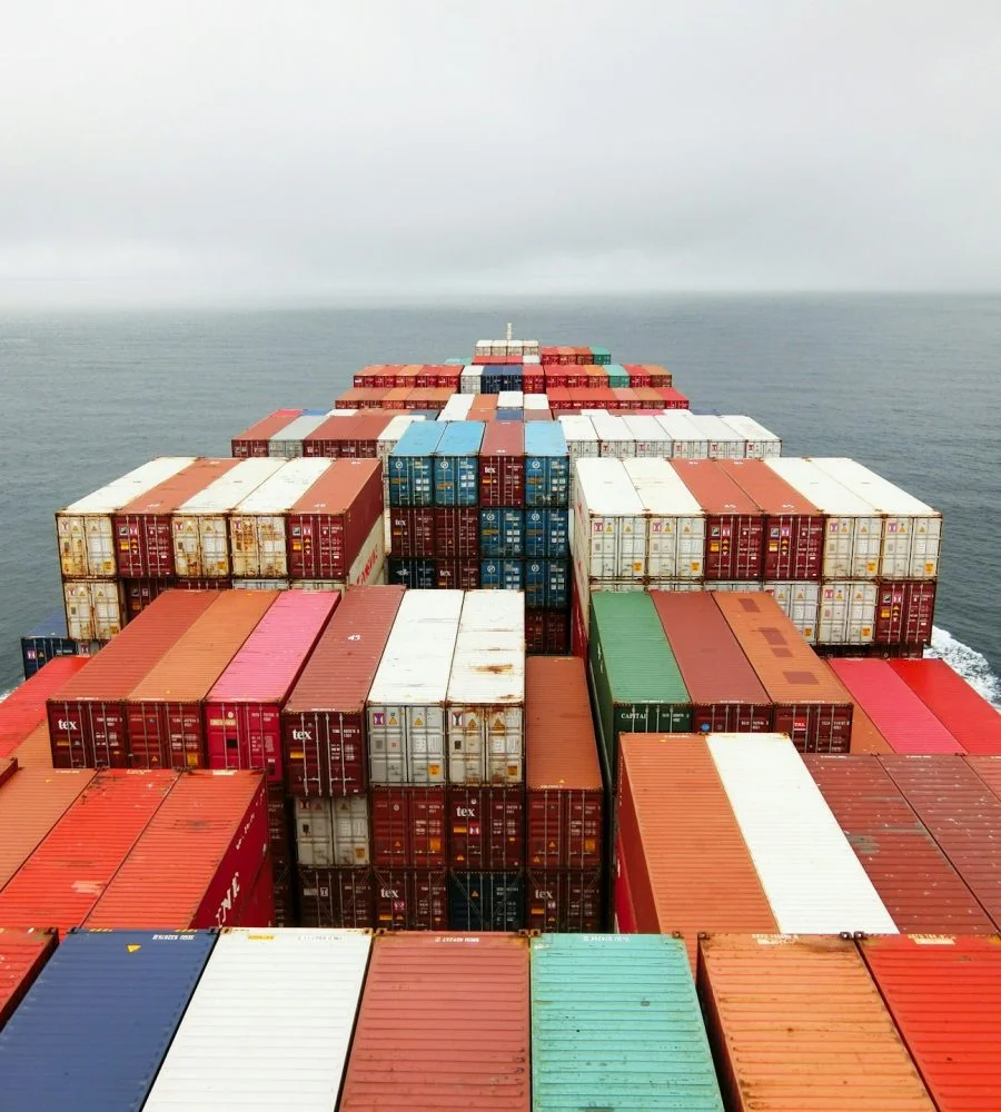 Vessel discharge monitored by the operations desk